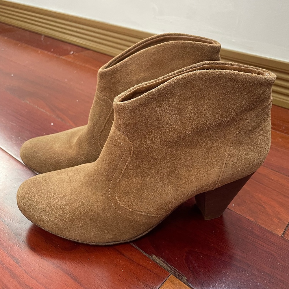 Steve Madden Boots
